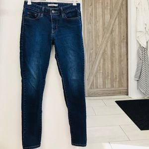 Dark Wash Levi Skinny Jeans